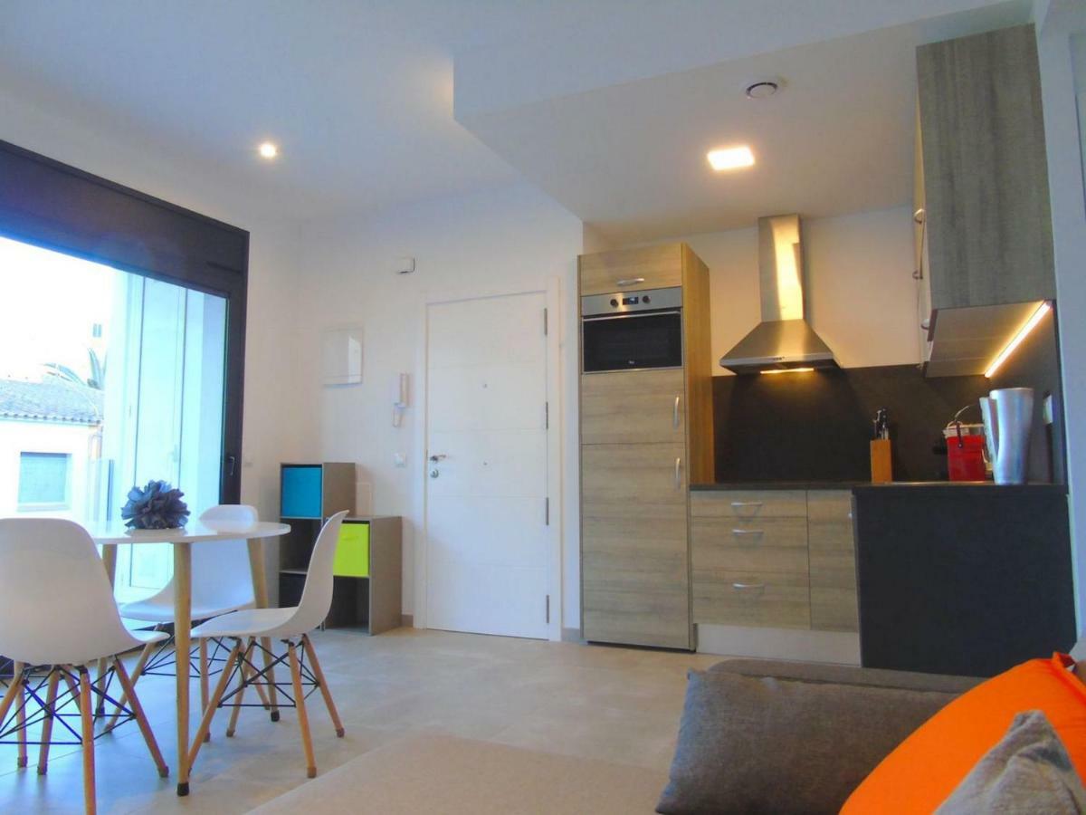 Appartement Proche Mer Avec Piscine Rosas Exterior foto