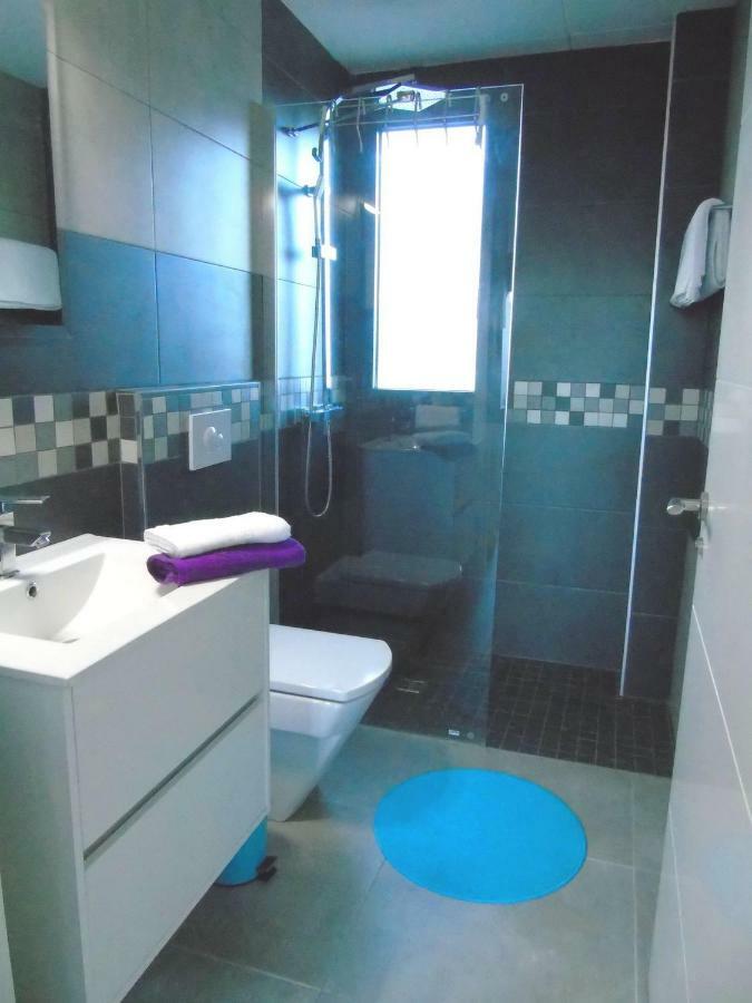 Appartement Proche Mer Avec Piscine Rosas Exterior foto